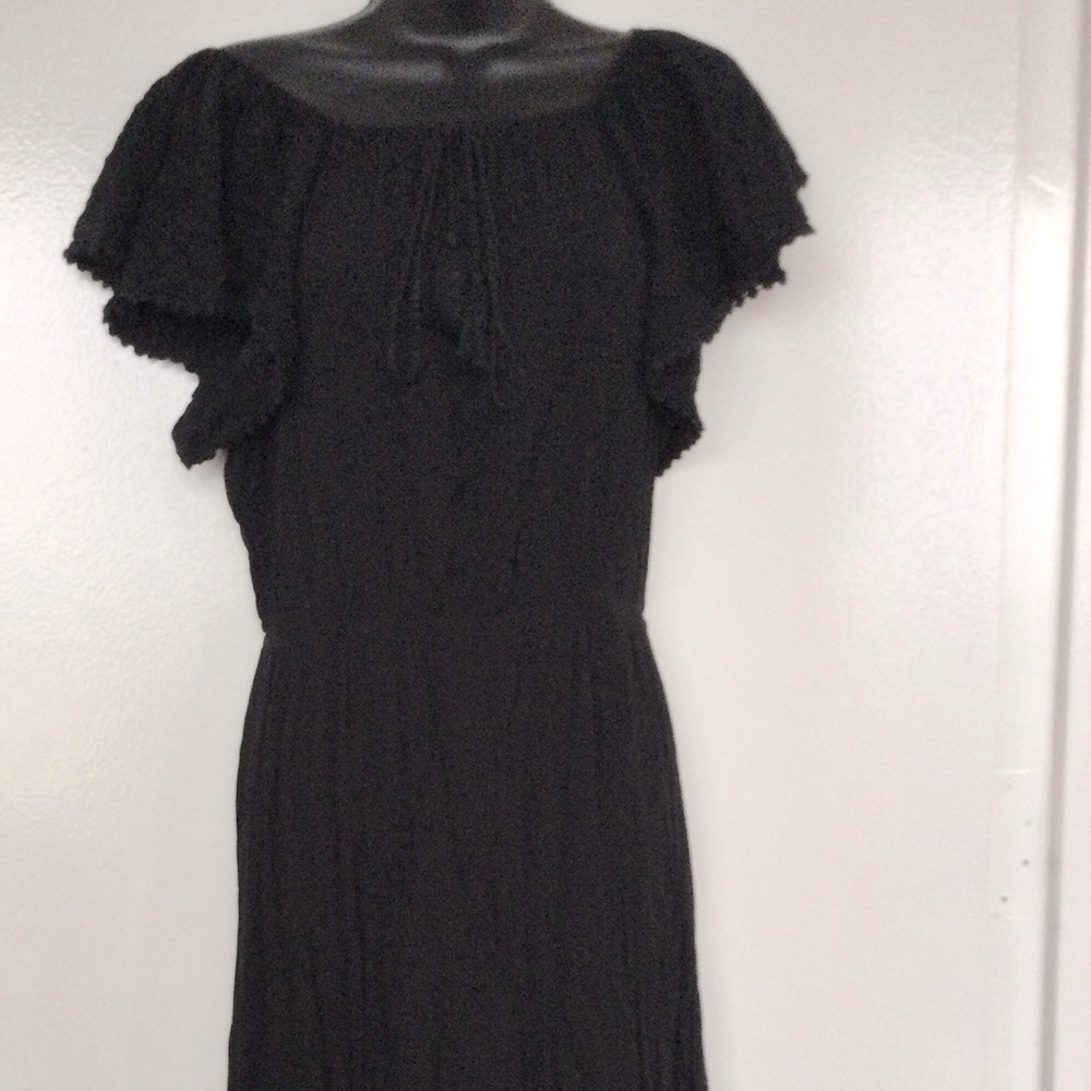 Elegant Black Ruffle Sleeve Dress